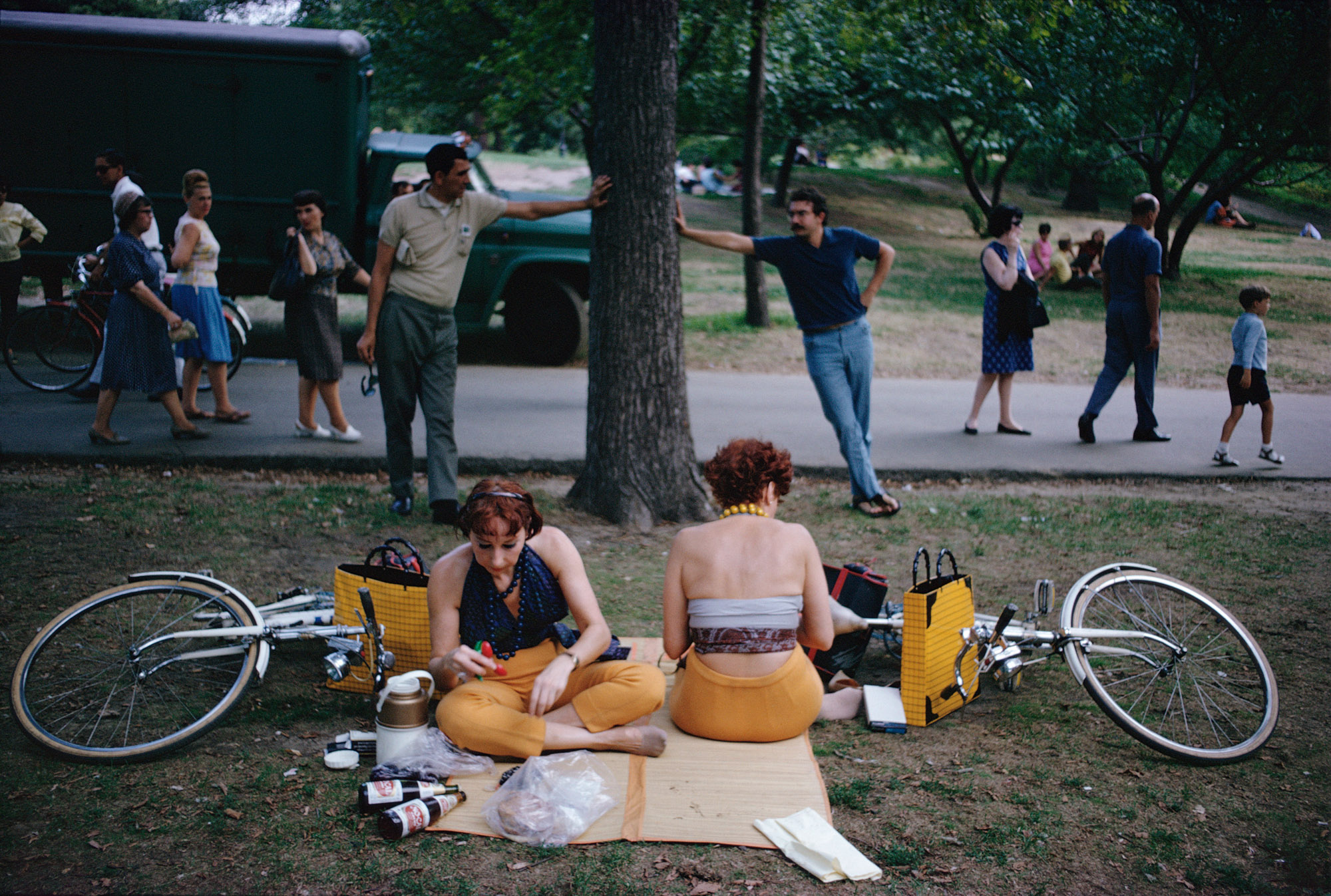 © Joel Meyerowitz, Central Park, New York City, 1966