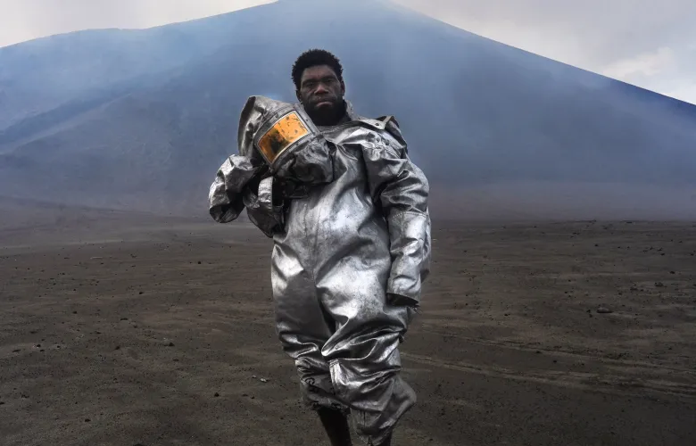 The Barefoot Volcanologist