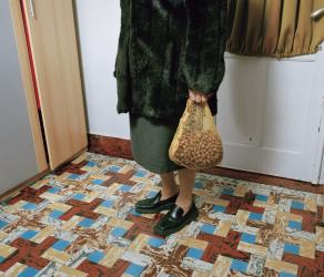 Don't Trust Pretty Girls