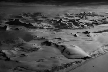 Winds of the Void Horizon