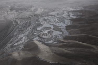 Self-Organising Geographies